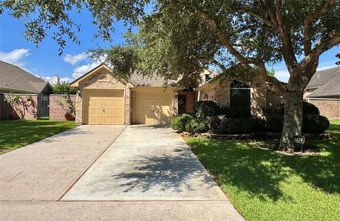 A home in League City