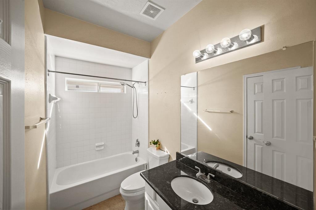 3110 Aspen Hollow Lane, Sugar Land, Texas image 20