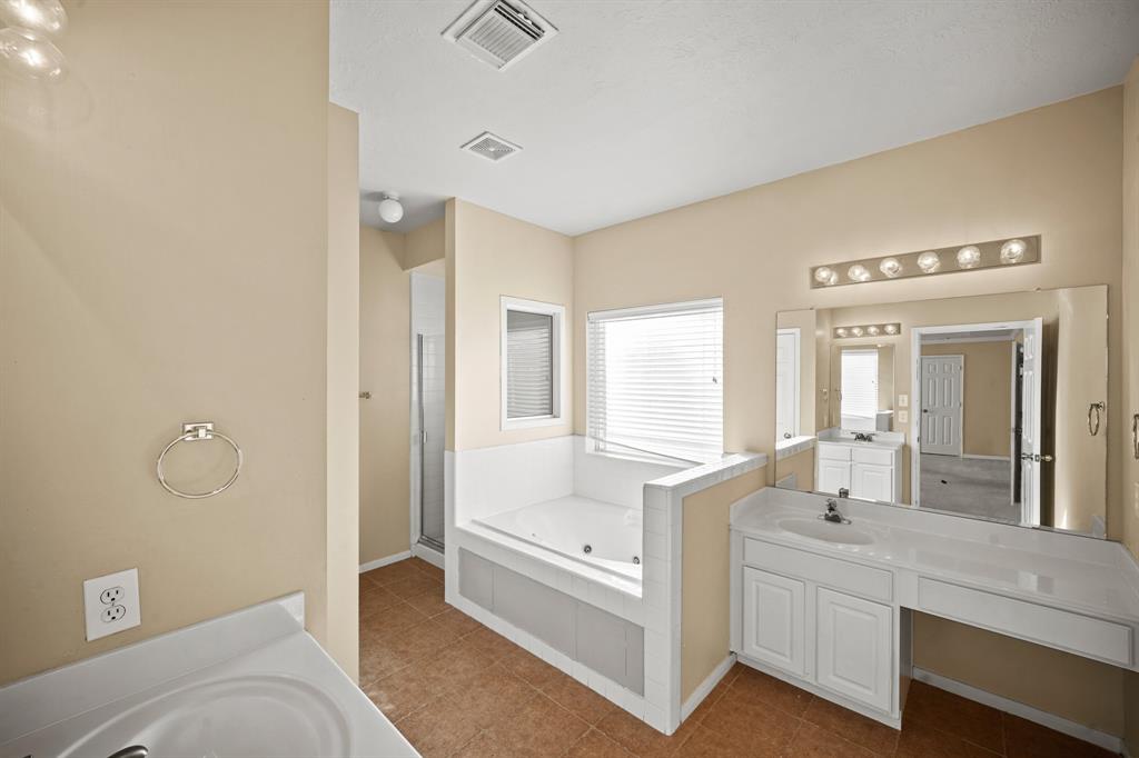3110 Aspen Hollow Lane, Sugar Land, Texas image 17