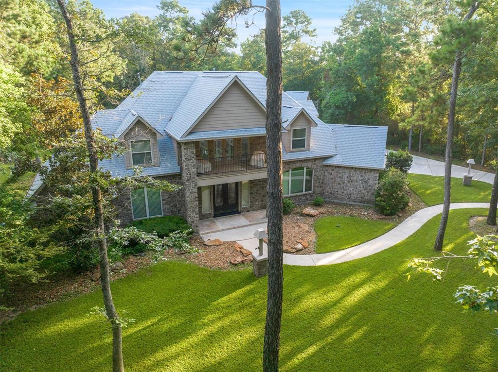 11018 Lake Windcrest