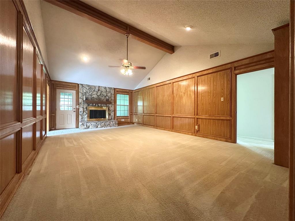 121 Frostwood Drive, Lake Jackson, Texas image 3
