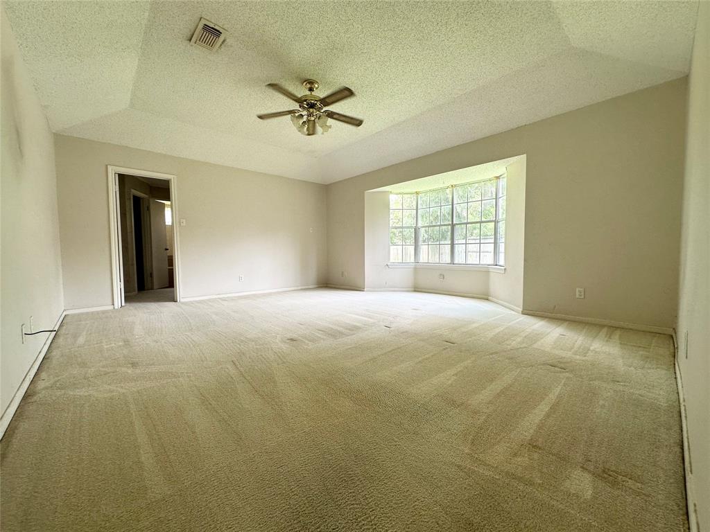 121 Frostwood Drive, Lake Jackson, Texas image 12