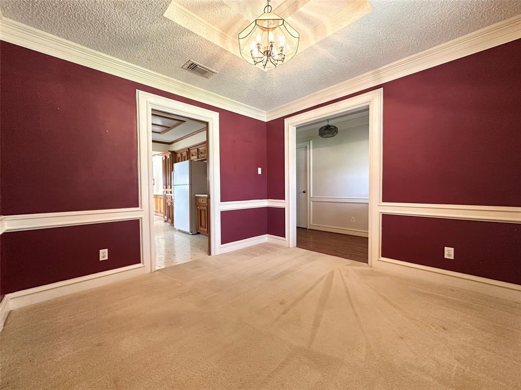 121 Frostwood Drive, Lake Jackson, Texas image 6