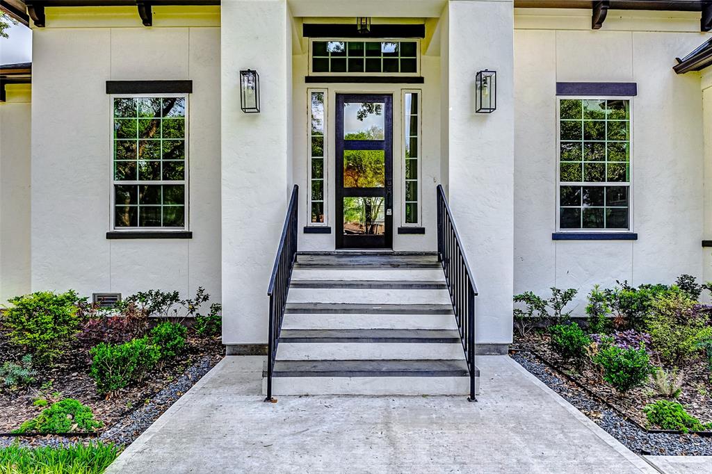15505 Shanghai Street, Jersey Village, Texas image 2