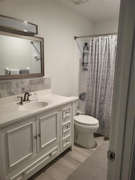 5208 Arboles Drive #C4, Houston, Texas image 7