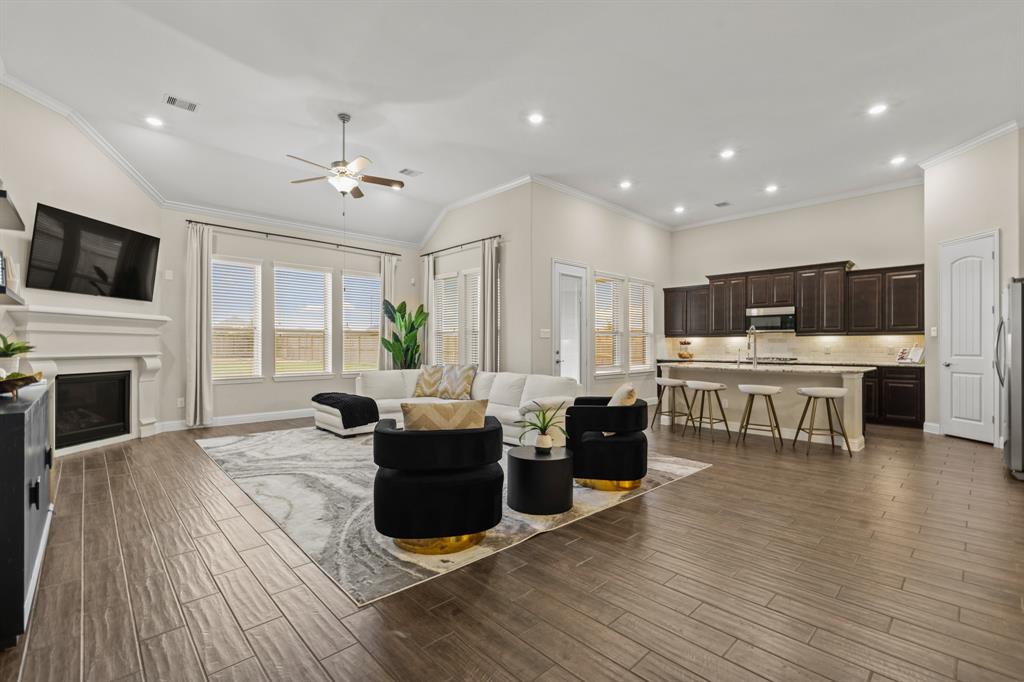 6602 Windy Hills Lane, Katy, Texas image 9