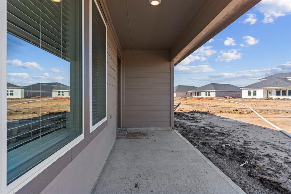 8907 Coral Reef Lane, Iowa Colony, Texas image 36