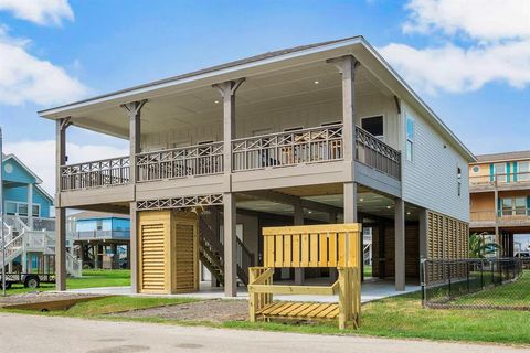 A home in Crystal Beach