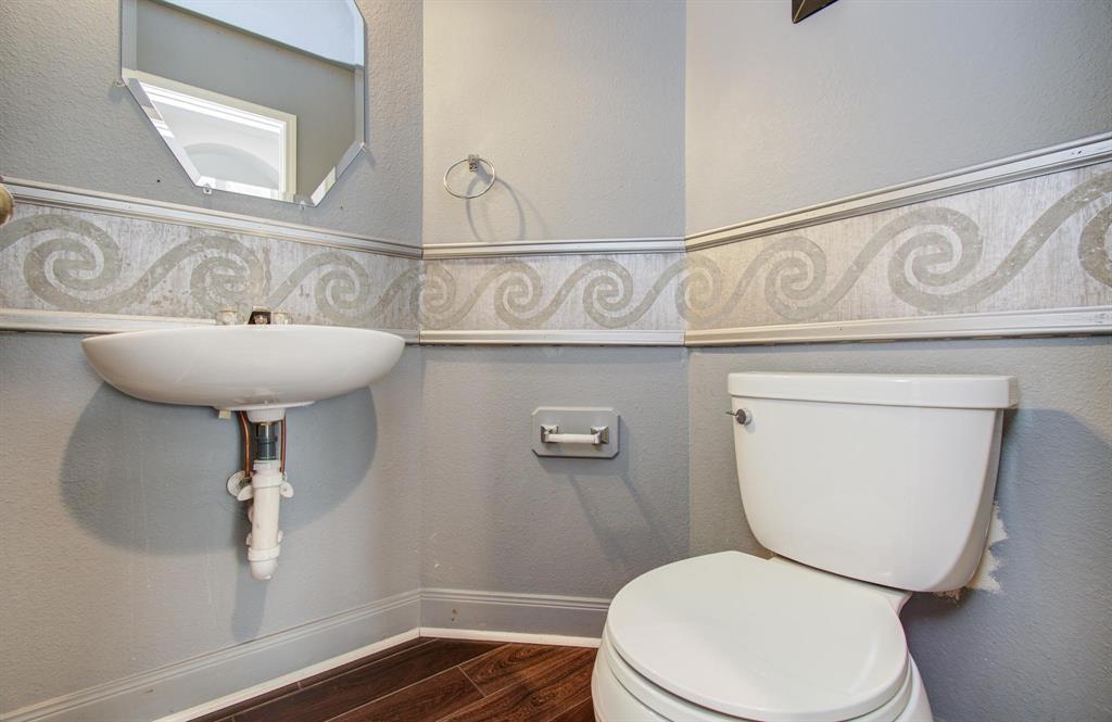 2210 Waters Edge Lane, League City, Texas image 26