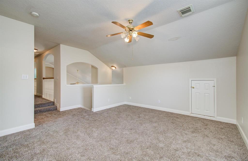 2210 Waters Edge Lane, League City, Texas image 28