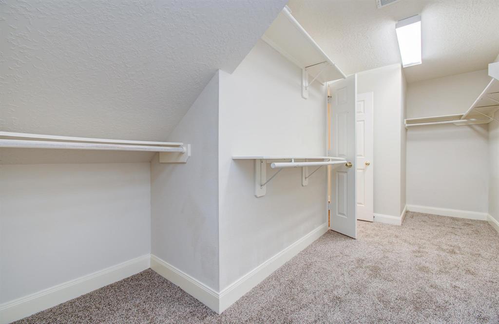 2210 Waters Edge Lane, League City, Texas image 25