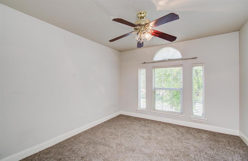 2210 Waters Edge Lane, League City, Texas image 33