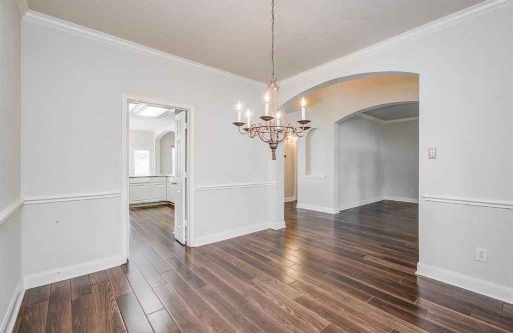 2210 Waters Edge Lane, League City, Texas image 7