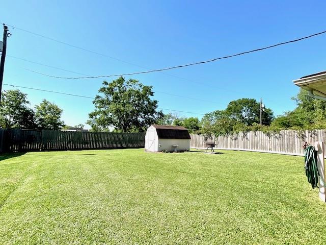 505 W Mimosa Street, Angleton, Texas image 11