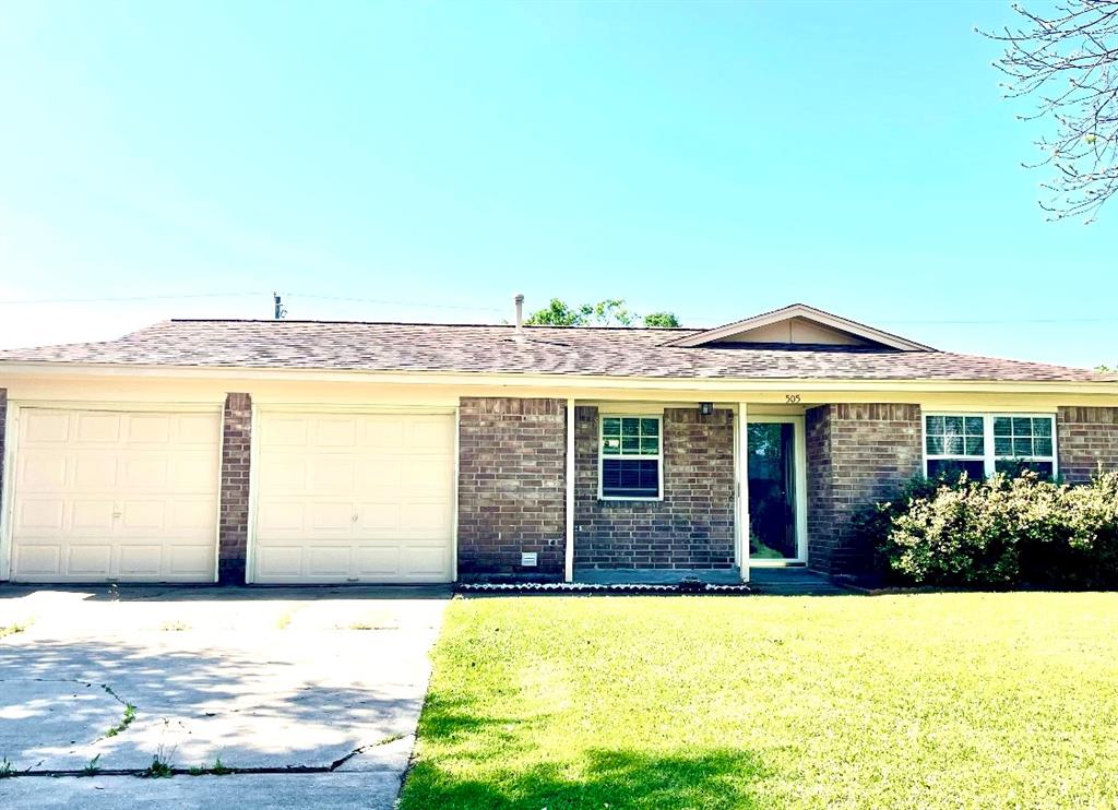 505 W Mimosa Street, Angleton, Texas image 13