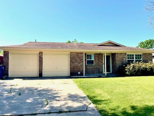 505 W Mimosa Street, Angleton, Texas image 1
