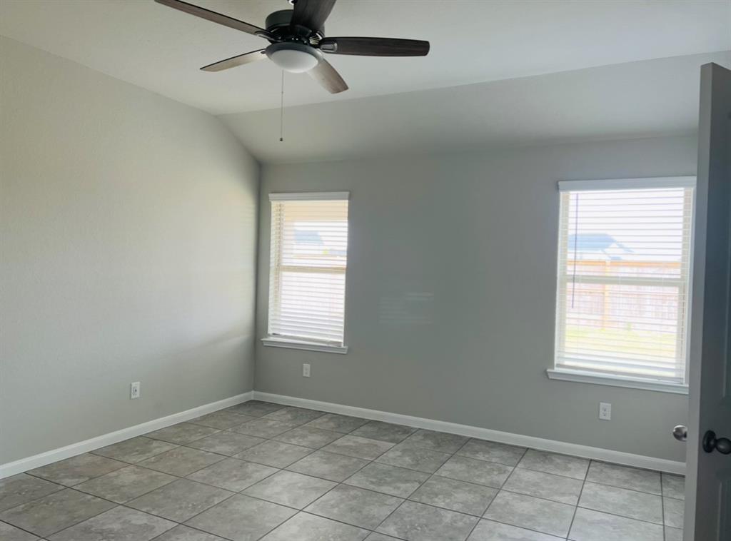 2338 Vanessa Cay Lane, La Porte, Texas image 25