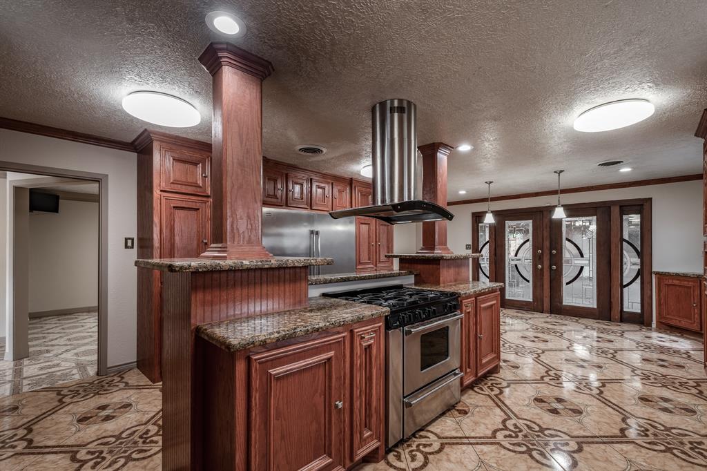 204 Forrest St Street, Baytown, Texas image 14
