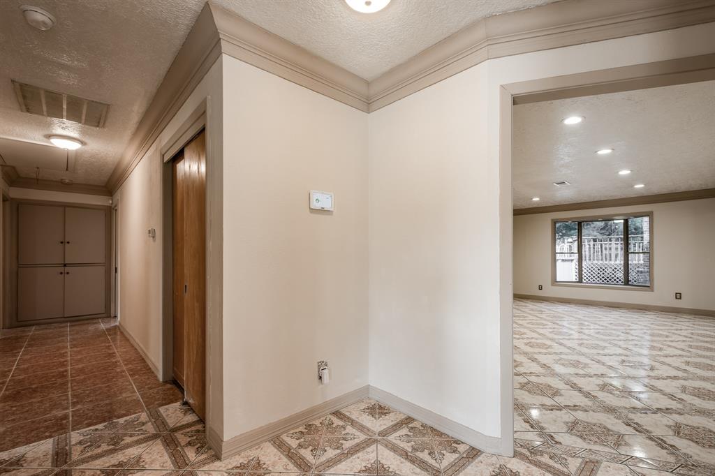 204 Forrest St Street, Baytown, Texas image 7