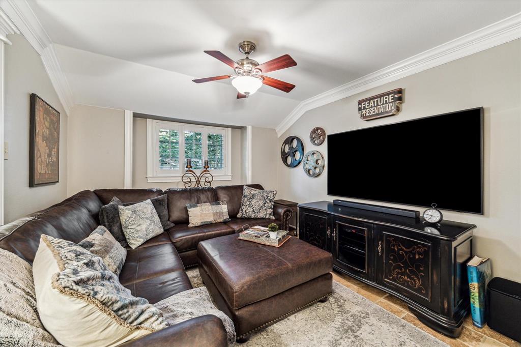 10010 Briar Forest Drive, Houston, Texas image 14