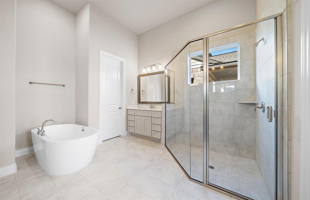 21610 Hummingbird Bush Drive, Cypress, Texas image 27