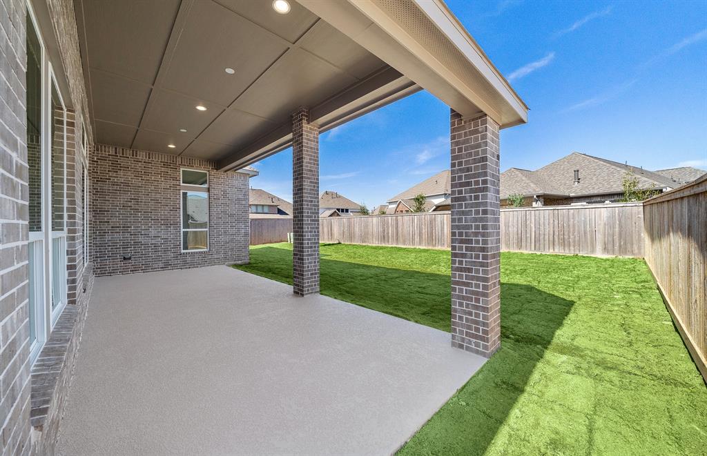 21610 Hummingbird Bush Drive, Cypress, Texas image 41