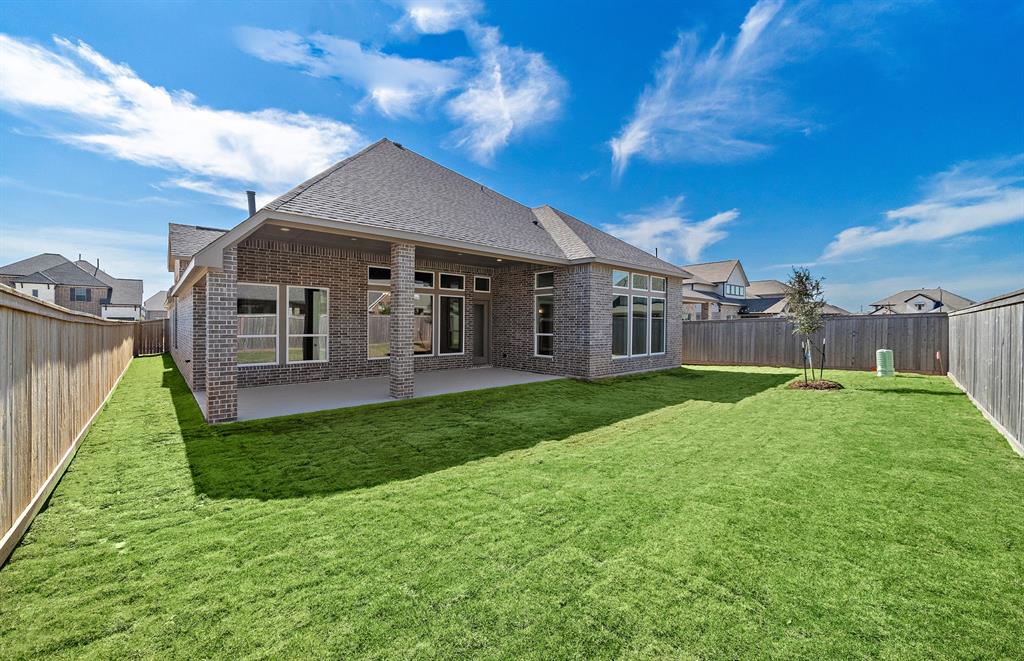 21610 Hummingbird Bush Drive, Cypress, Texas image 42