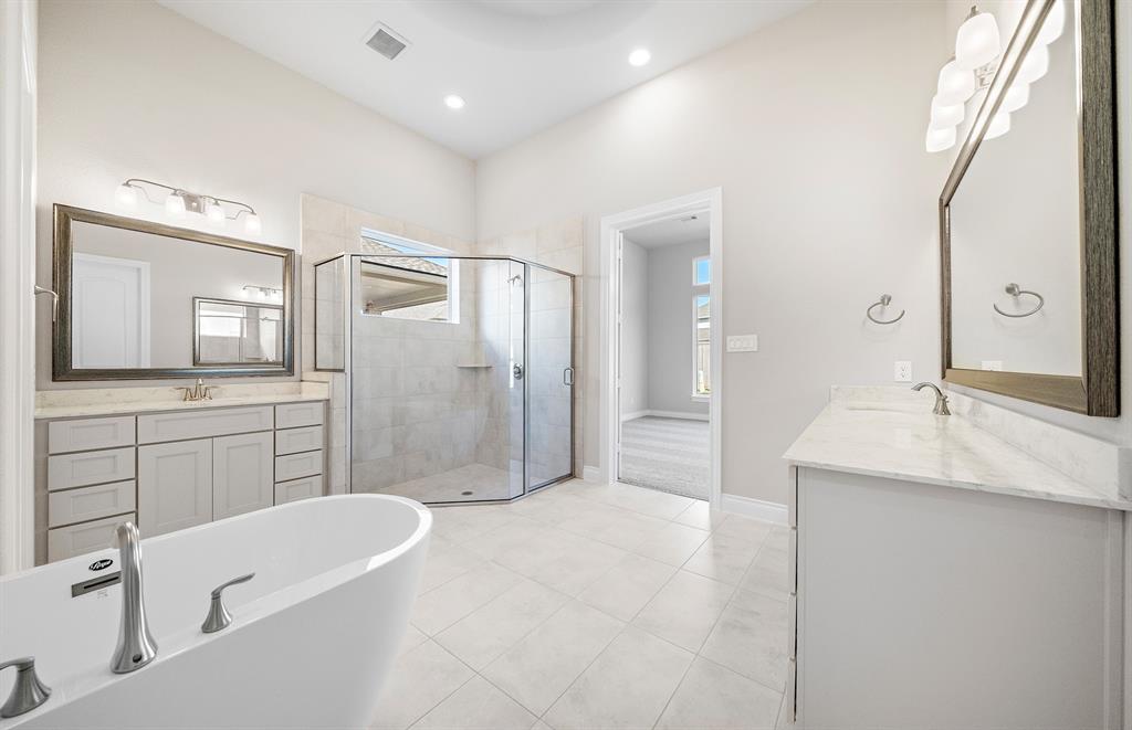 21610 Hummingbird Bush Drive, Cypress, Texas image 28