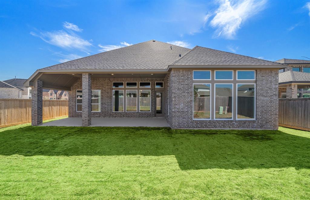 21610 Hummingbird Bush Drive, Cypress, Texas image 43