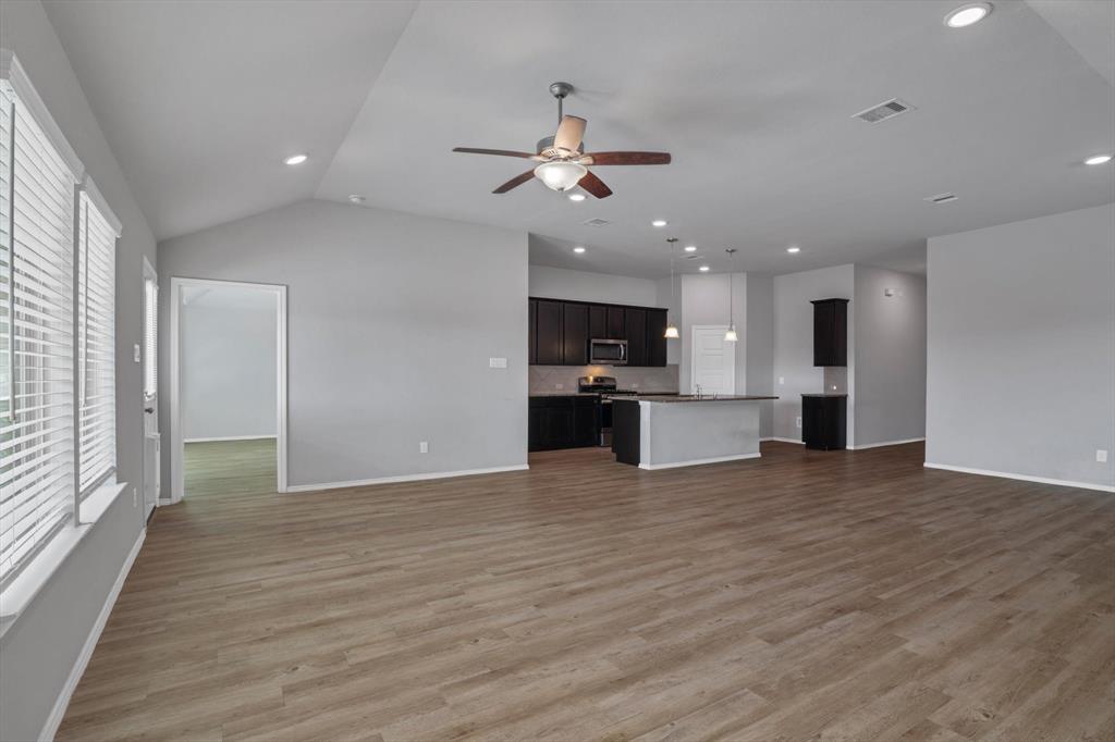 2314 Brickfielder Lane, Baytown, Texas image 5