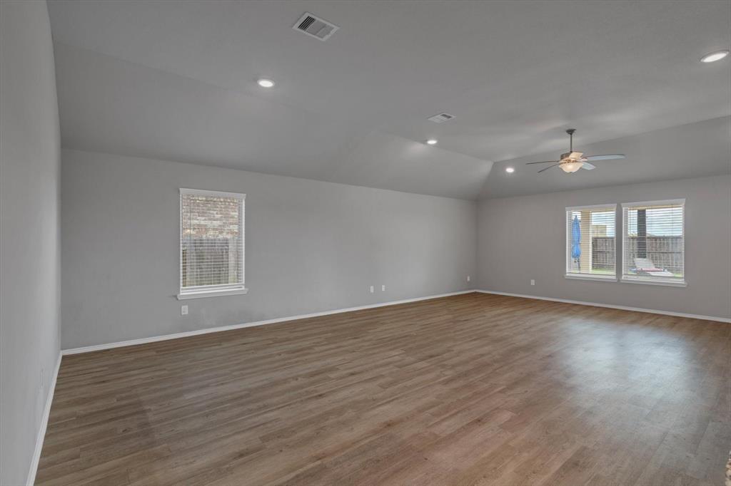 2314 Brickfielder Lane, Baytown, Texas image 8