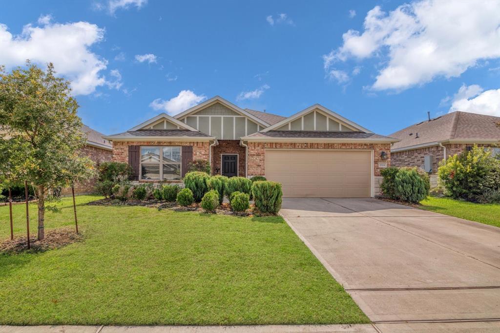 2314 Brickfielder Lane, Baytown, Texas image 1