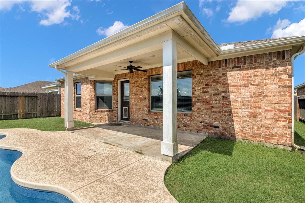 2314 Brickfielder Lane, Baytown, Texas image 35