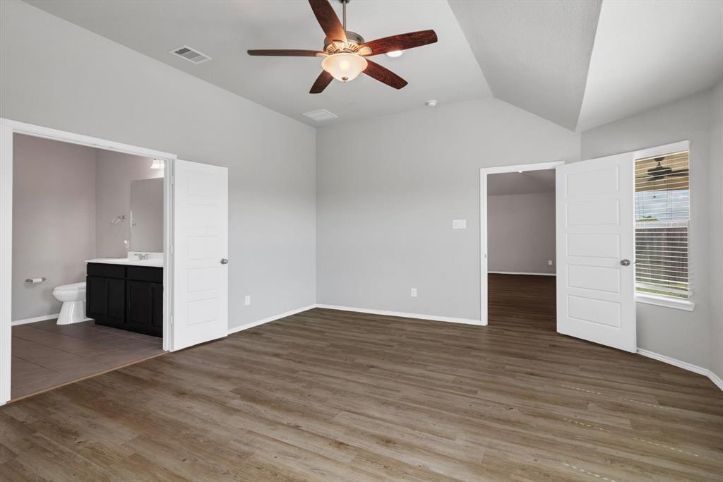 2314 Brickfielder Lane, Baytown, Texas image 21
