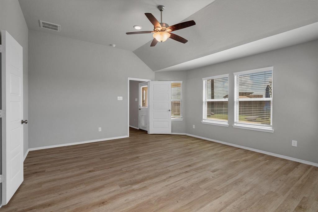 2314 Brickfielder Lane, Baytown, Texas image 19