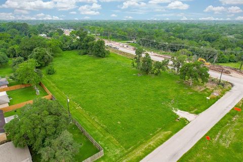 Vacant Land For Sale - W Meadow Lane<br/> West Columbia, TX 77486