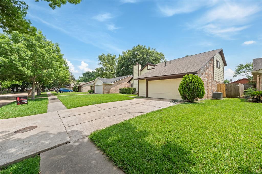 3110 Frontier Drive, Sugar Land, Texas image 2