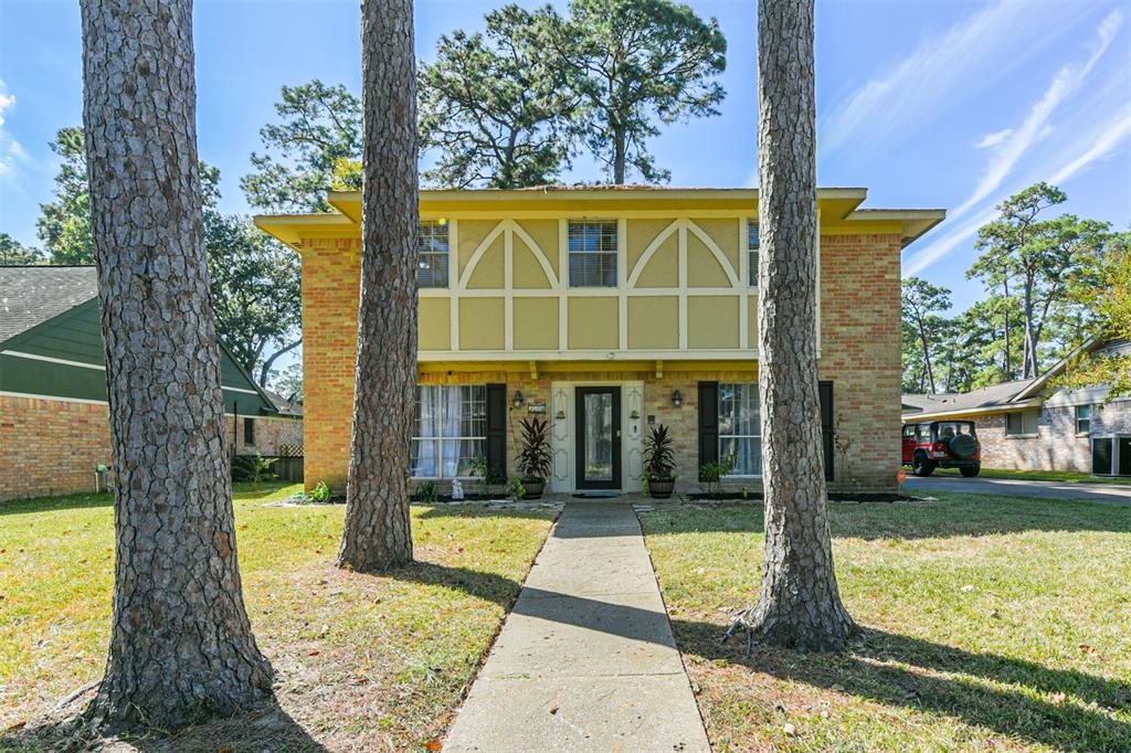 3728 Autumn Lane, Baytown, Texas image 1