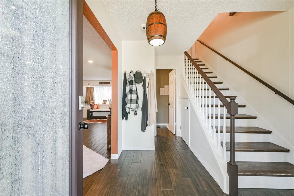 3728 Autumn Lane, Baytown, Texas image 2