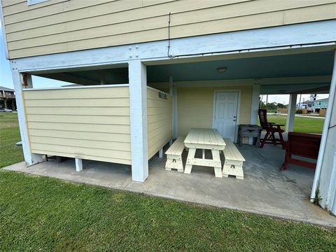 A home in Crystal Beach