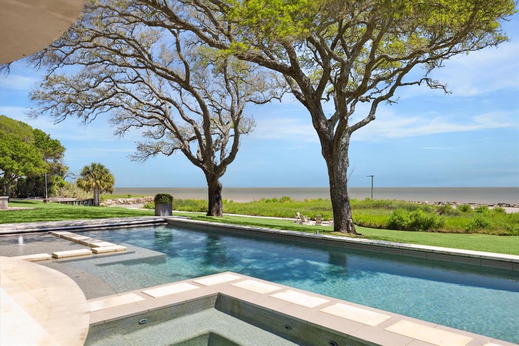 633 Quintana Roo Place