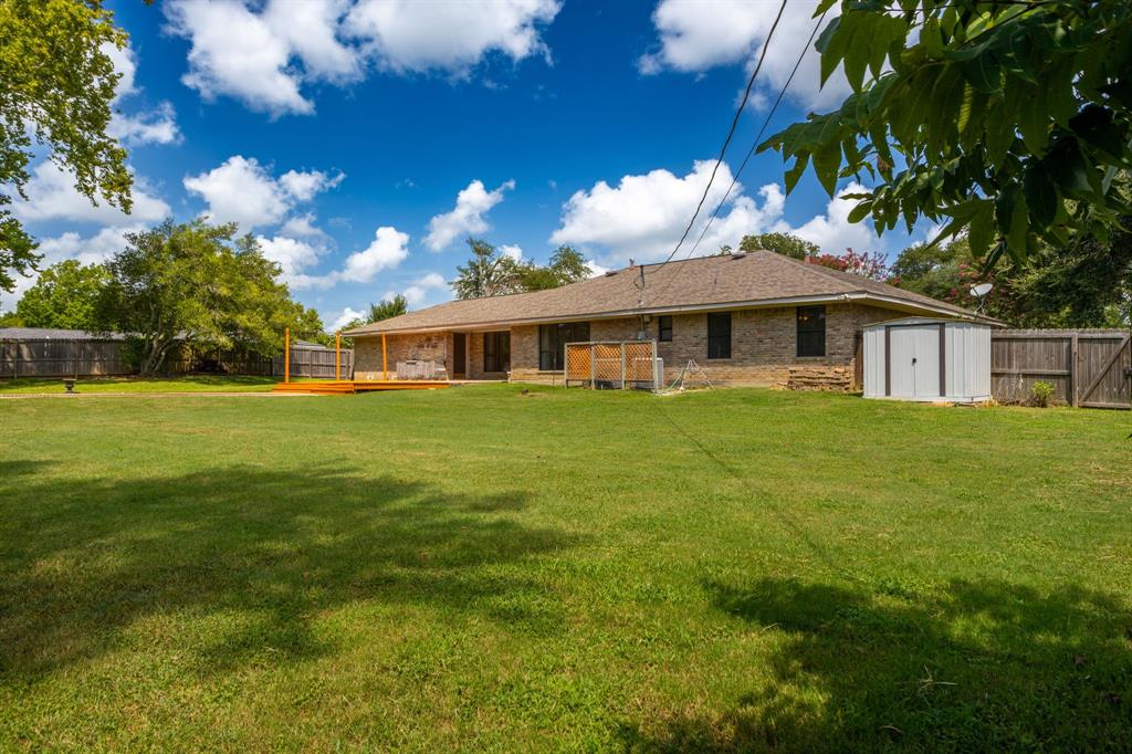 Photo 31 of 36 of 2602 Mustang Road house