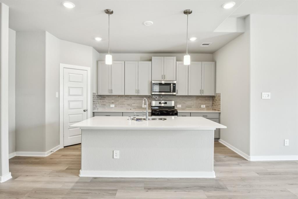 17917 Stone Terrace Court, Montgomery, Texas image 6
