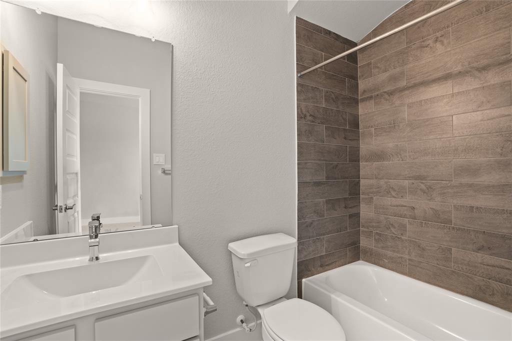 2017 Atlas Cedar Drive, Conroe, Texas image 3