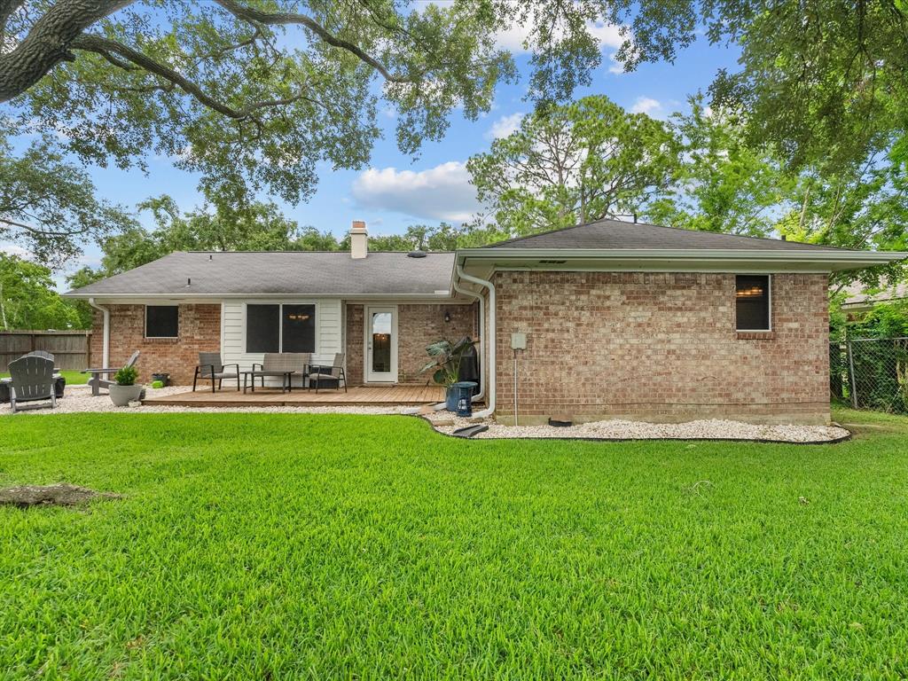 16602 Hibiscus Lane, Friendswood, Texas image 28