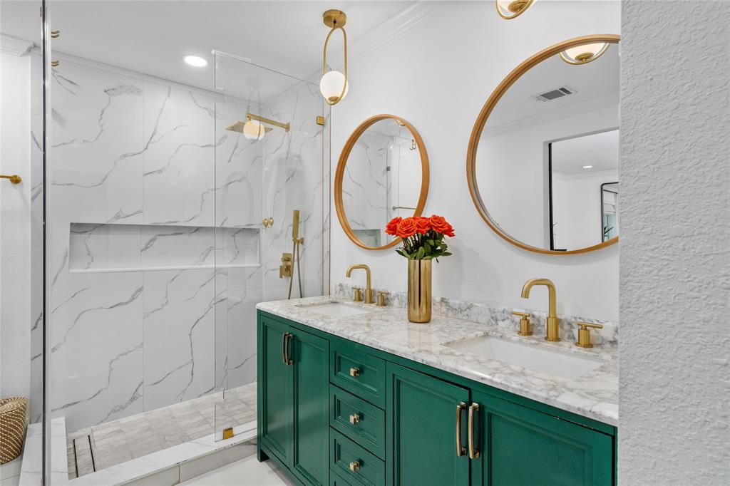 10706 Valley Forge Drive, Houston, Texas image 33