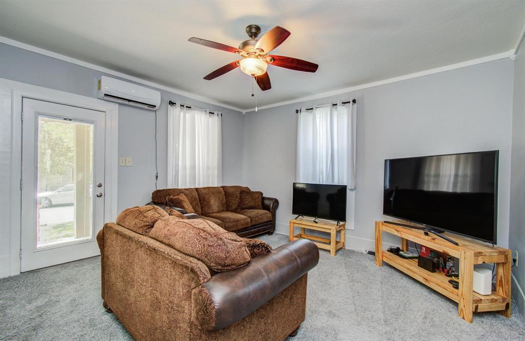155 Davis Street, Humble, Texas image 7