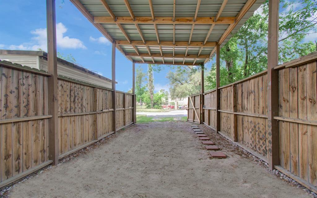 155 Davis Street, Humble, Texas image 33