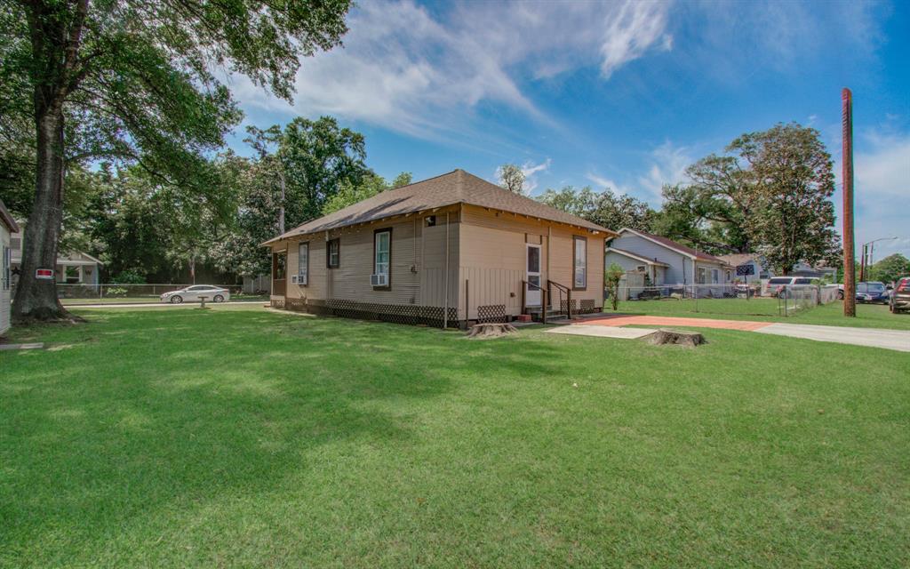 155 Davis Street, Humble, Texas image 35