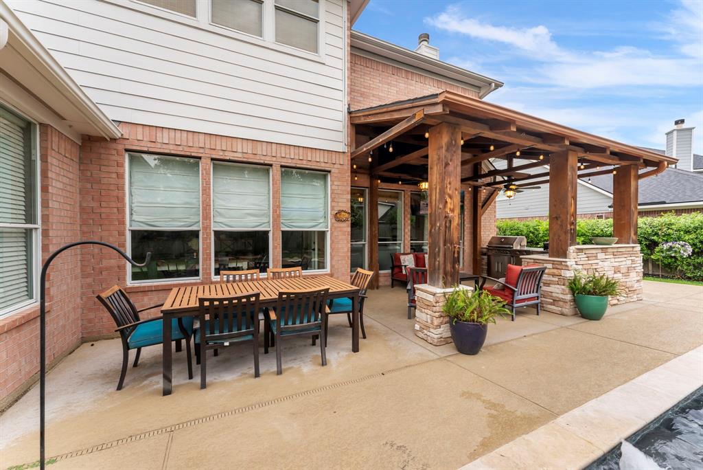 2123 River Bend Way, Kingwood, Texas image 33
